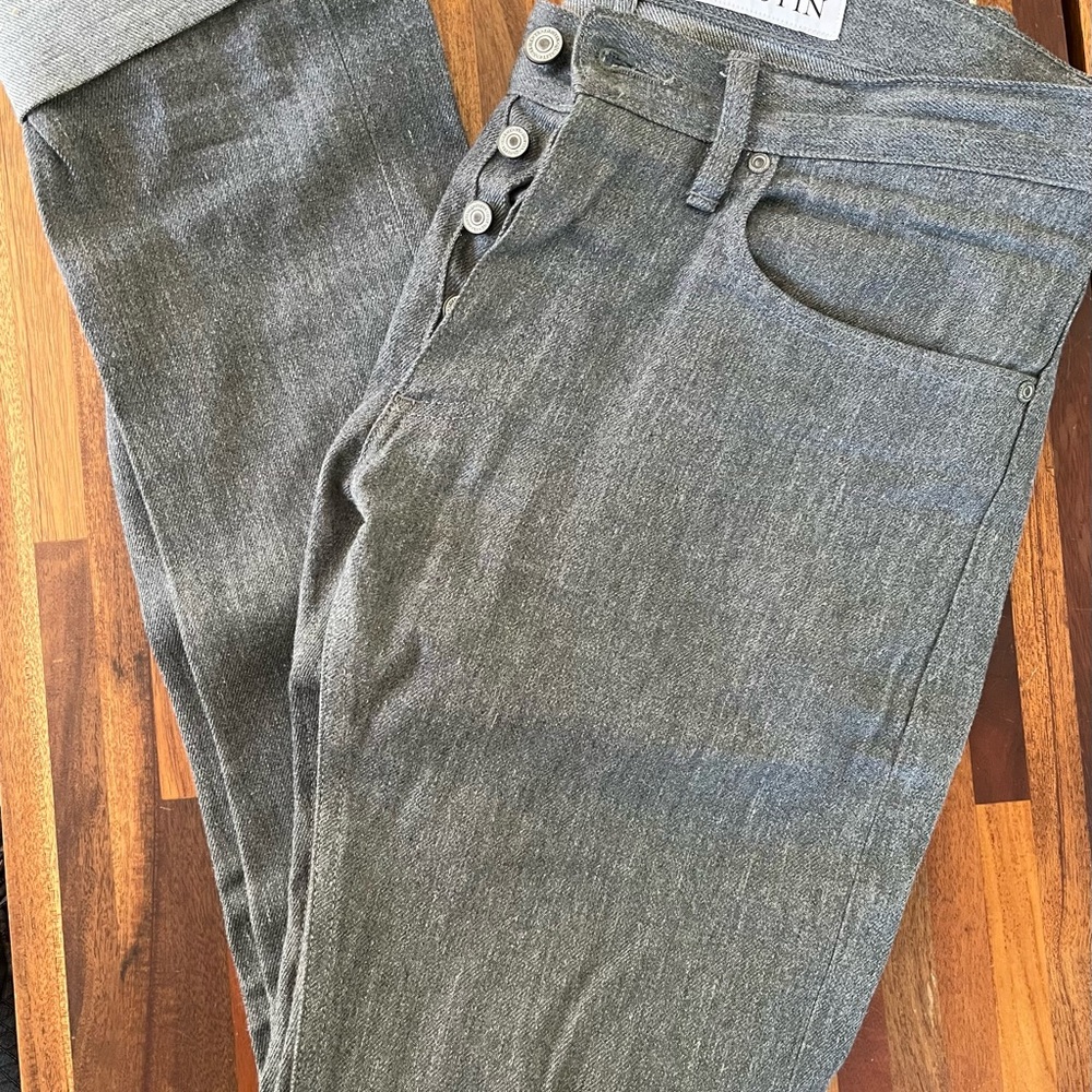 Gustin Men’s Skinny Jeans in Charcoal Heather Gray